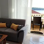 Frankic Ii Apartman Rab Town
