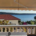 Apartman Frankic Ii Rab Town