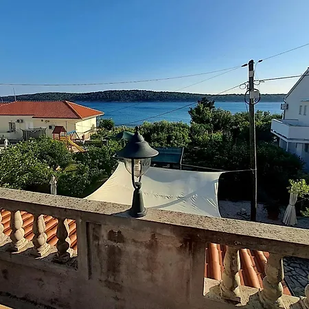 Apartman Frankic Ii Rab Town