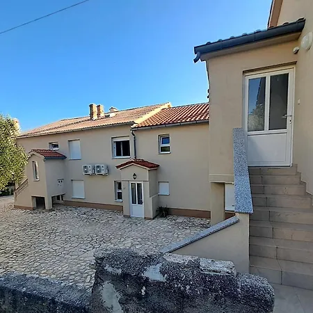 Frankic Apartment *