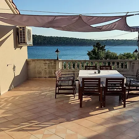 Frankic Apartment Rab Town