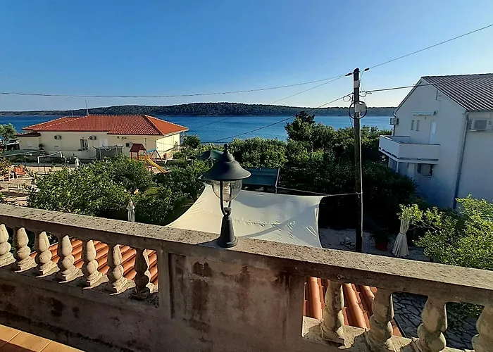 דירה Frankic Ii ראב