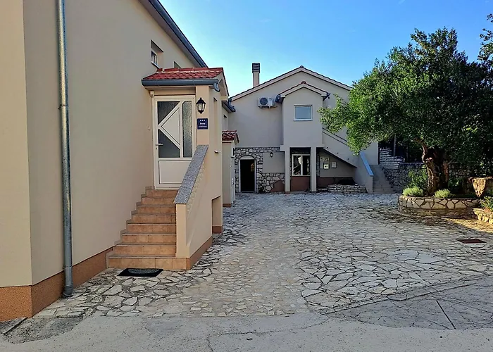 Apartamento Frankic Ii Rab Town