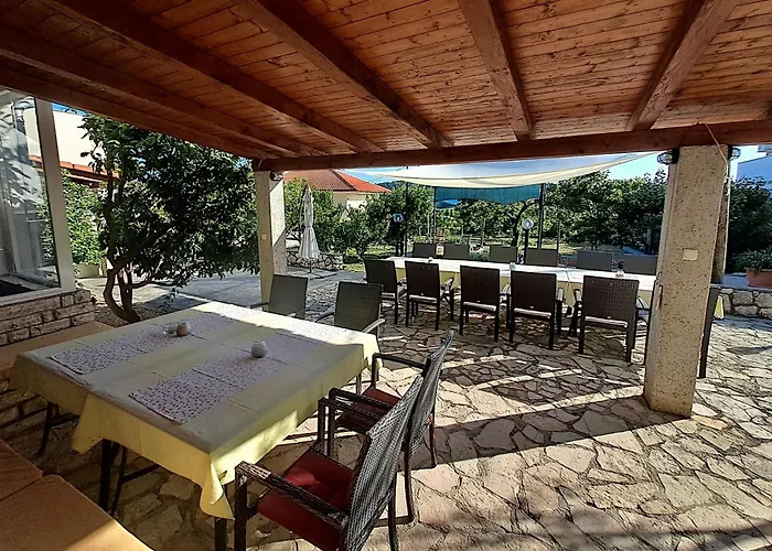 Frankic Ii Apartamento Rab Town