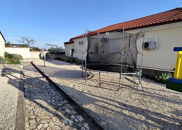 Apartamento Frankic Ii Rab Town